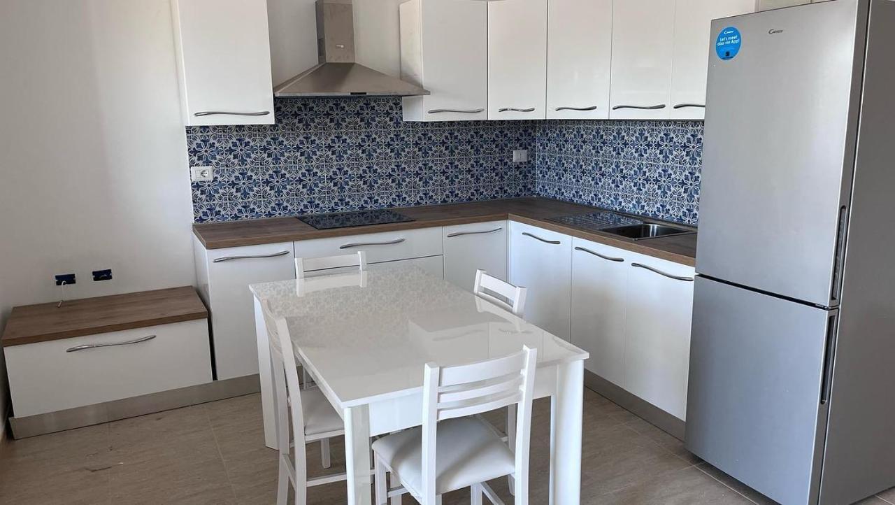Residence Le Maree Porto Pino Ngoại thất bức ảnh