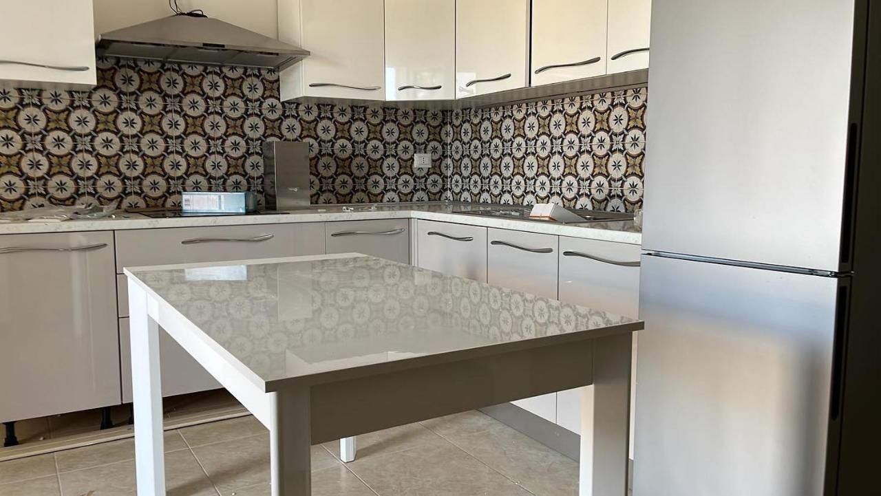 Residence Le Maree Porto Pino Ngoại thất bức ảnh
