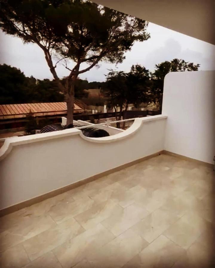 Residence Le Maree Porto Pino Ngoại thất bức ảnh