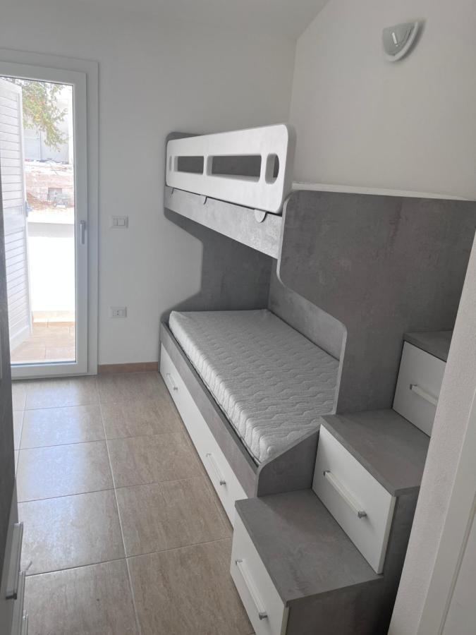 Residence Le Maree Porto Pino Ngoại thất bức ảnh