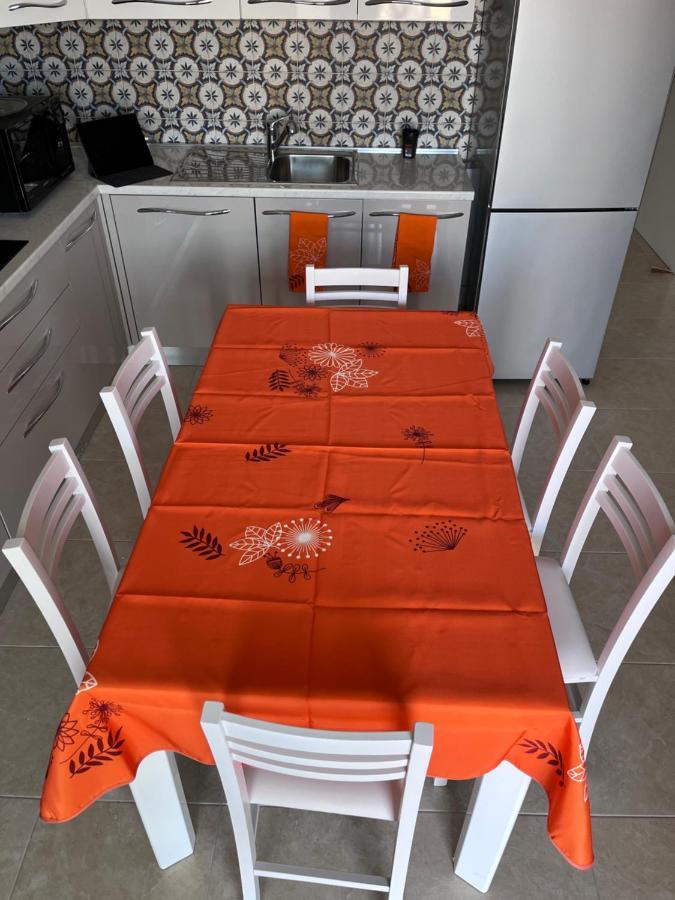 Residence Le Maree Porto Pino Ngoại thất bức ảnh